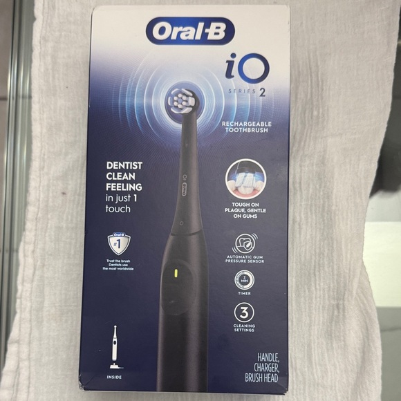 Oral-B Other - Oral-B iO Series 2 Black Electric Toothbrush